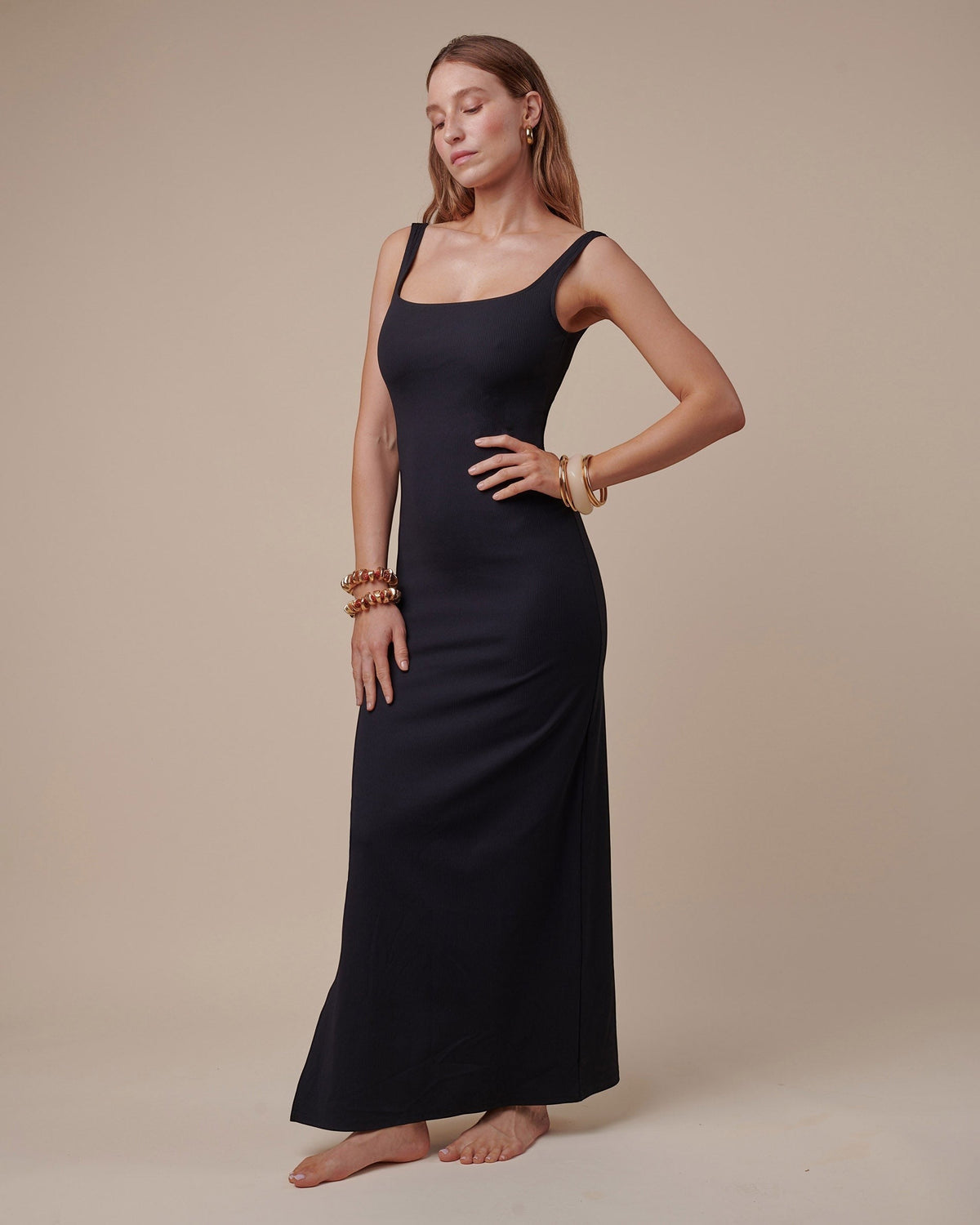 EIRYA | HOT SHAPE DRESS